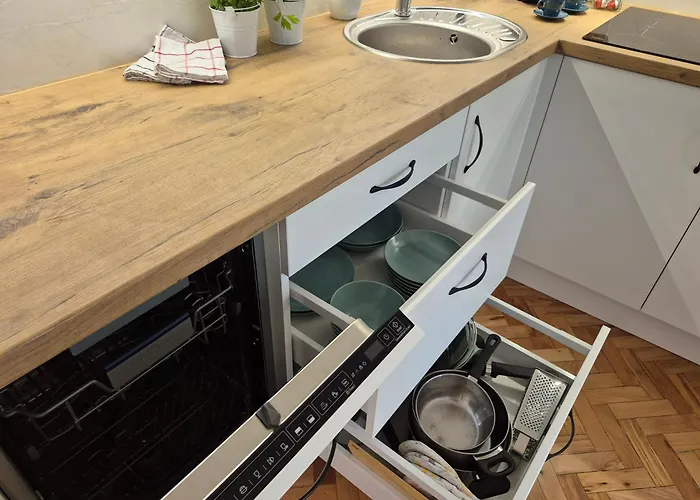 Dabie Park Apartment *